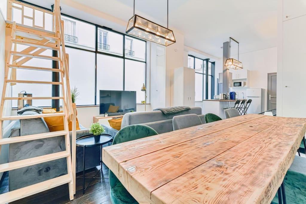 Renovated Design Apartment In Montparnasse パリ エクステリア 写真